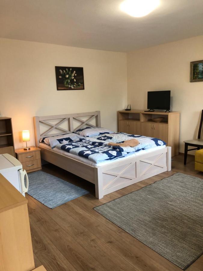 Ferienwohnung Privat Migac Vrbov Exterior foto